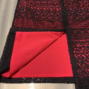 New York & Company 7th Avenue Collection Hot Pink & Black Lace Skirt Size 0